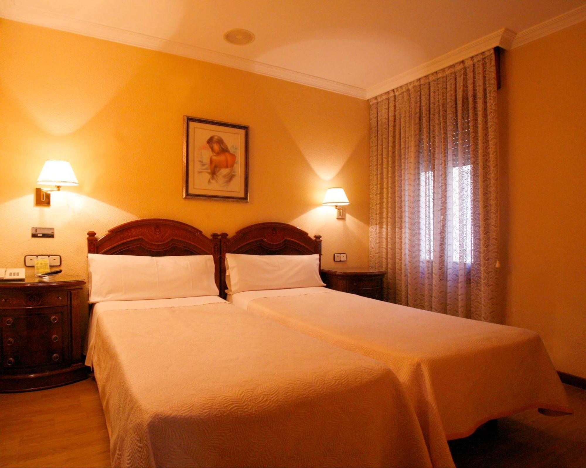 Hostal Victoria III Madrid Exteriér fotografie