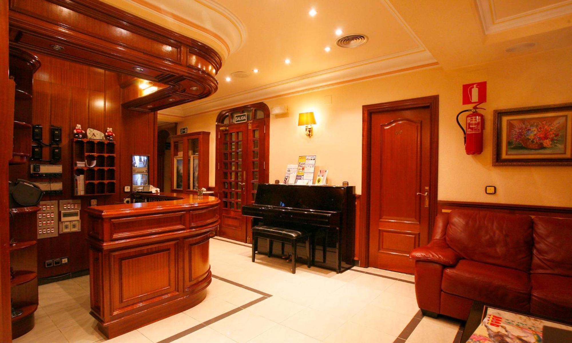 Hostal Victoria III Madrid Exteriér fotografie